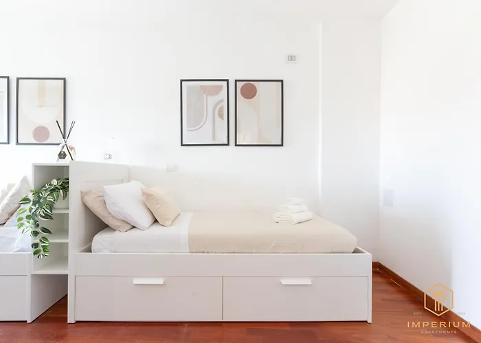 Imperium Trastevere Flat - 4-6 Pax, A-c, Panoramic View, 2 Baths Appartement *