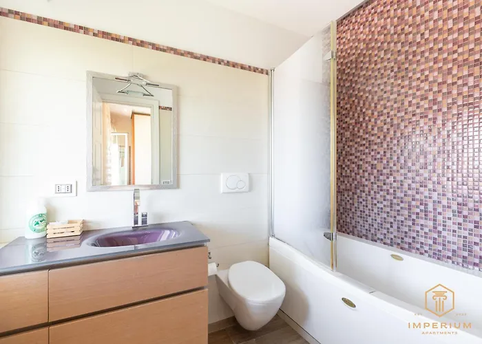 Appartement Imperium Trastevere Flat - 4-6 Pax, A-c, Panoramic View, 2 Baths Rome